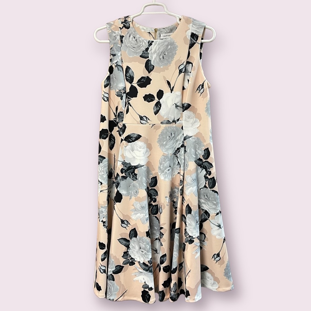 Calvin Klein Women’s Peach Floral Maxi Dress Size 16W
